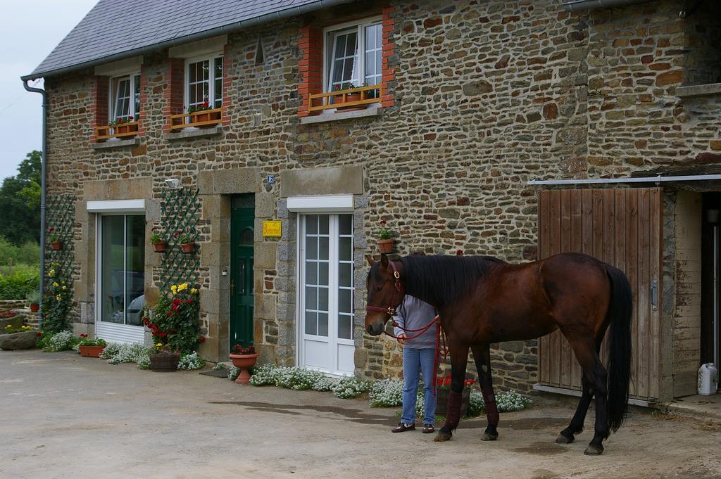 Marie France 'S Home Sacey エクステリア 写真